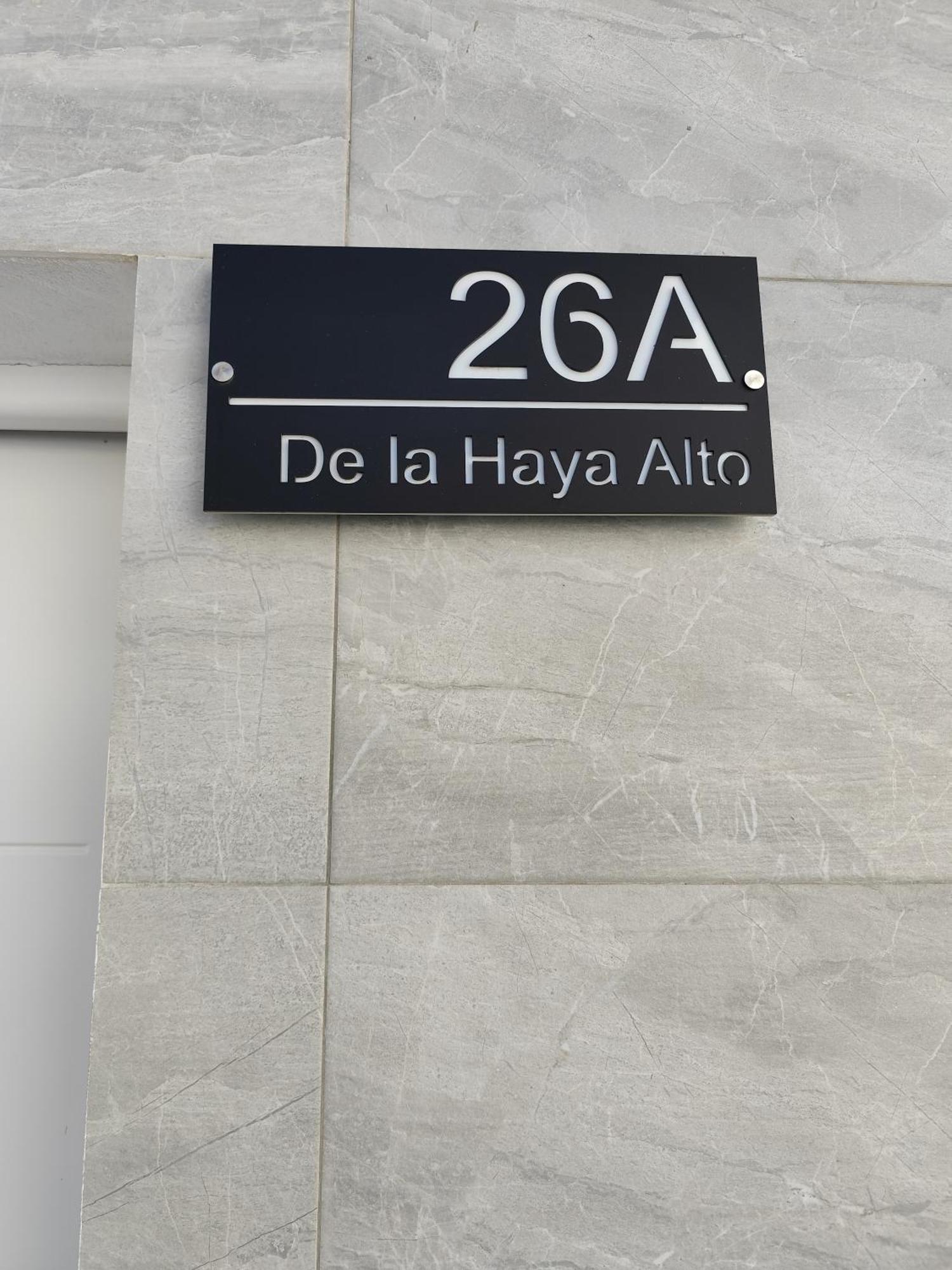 Suite con Jacuzzi de la Haya y Parking Mérida Exterior foto