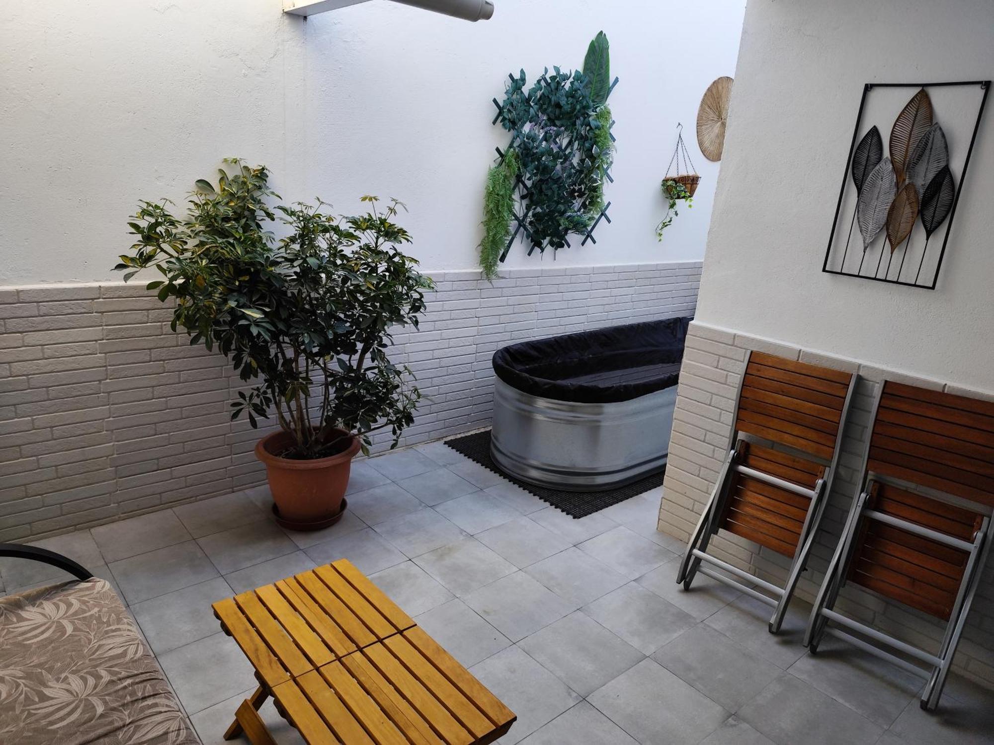 Suite con Jacuzzi de la Haya y Parking Mérida Exterior foto